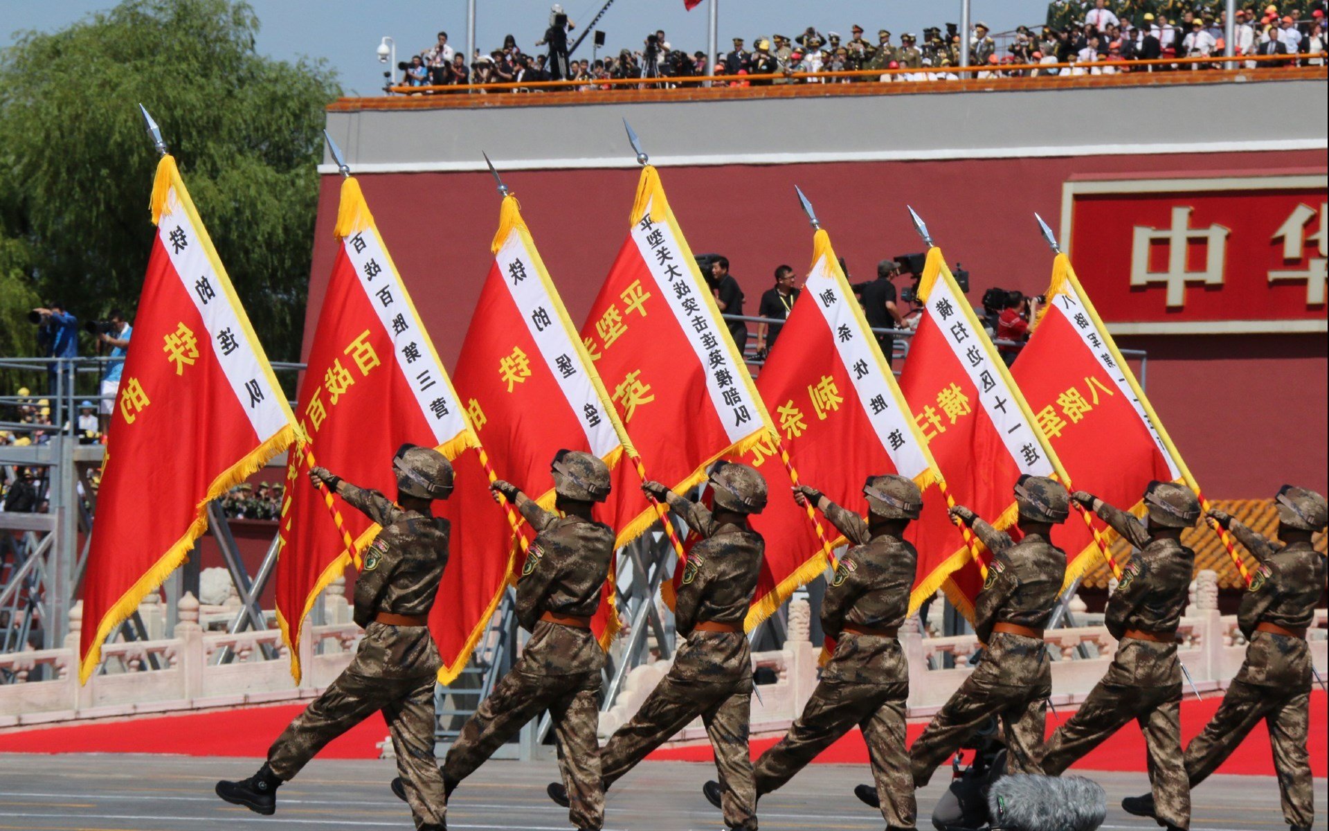 西甲激战：皇马难夺三分，巴萨笑到最后，西甲录像全场回放巴萨皇马