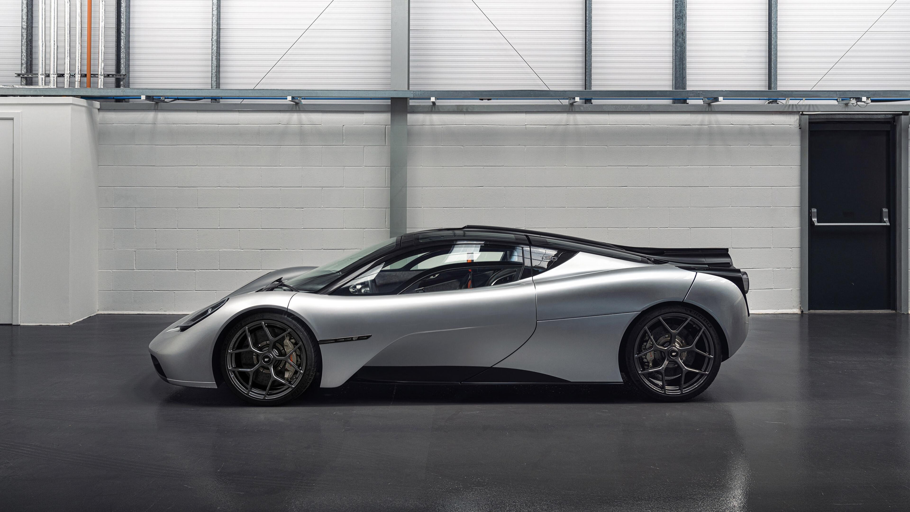 公牛管理层评估球队阵容,考虑引援补强,公牛签约